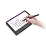 GPD Pocket 3 Ultrabook for Professionals présenté en mode tablette avec une personne utilisant le stylet