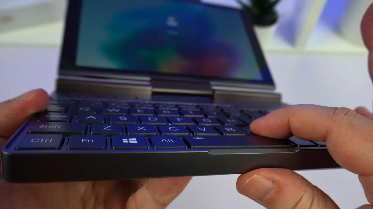 GPD Pocket 3 מקלדת
