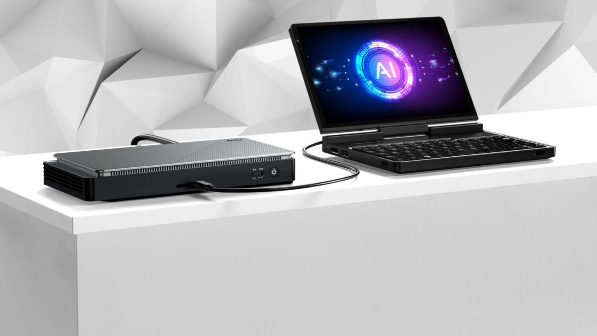 With the USB 4 port you can connect the GPD G1 eGPU to the GPD Pocket 4