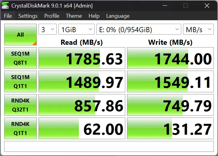GPD WIN 5 Mini SSD CrystalDiskMark salīdzinošais tests