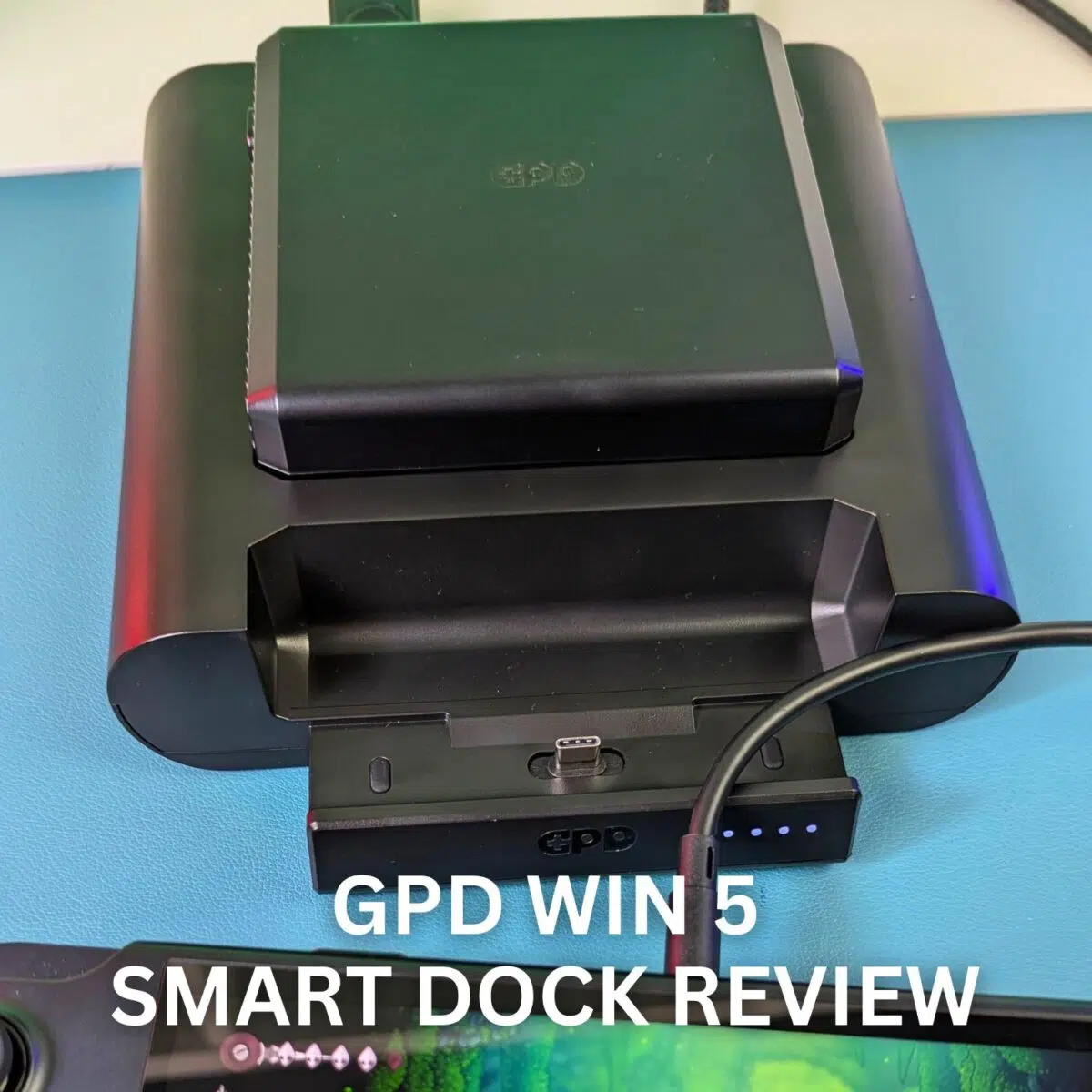 סקירת תחנת עגינה חכמה GPD WIN 5