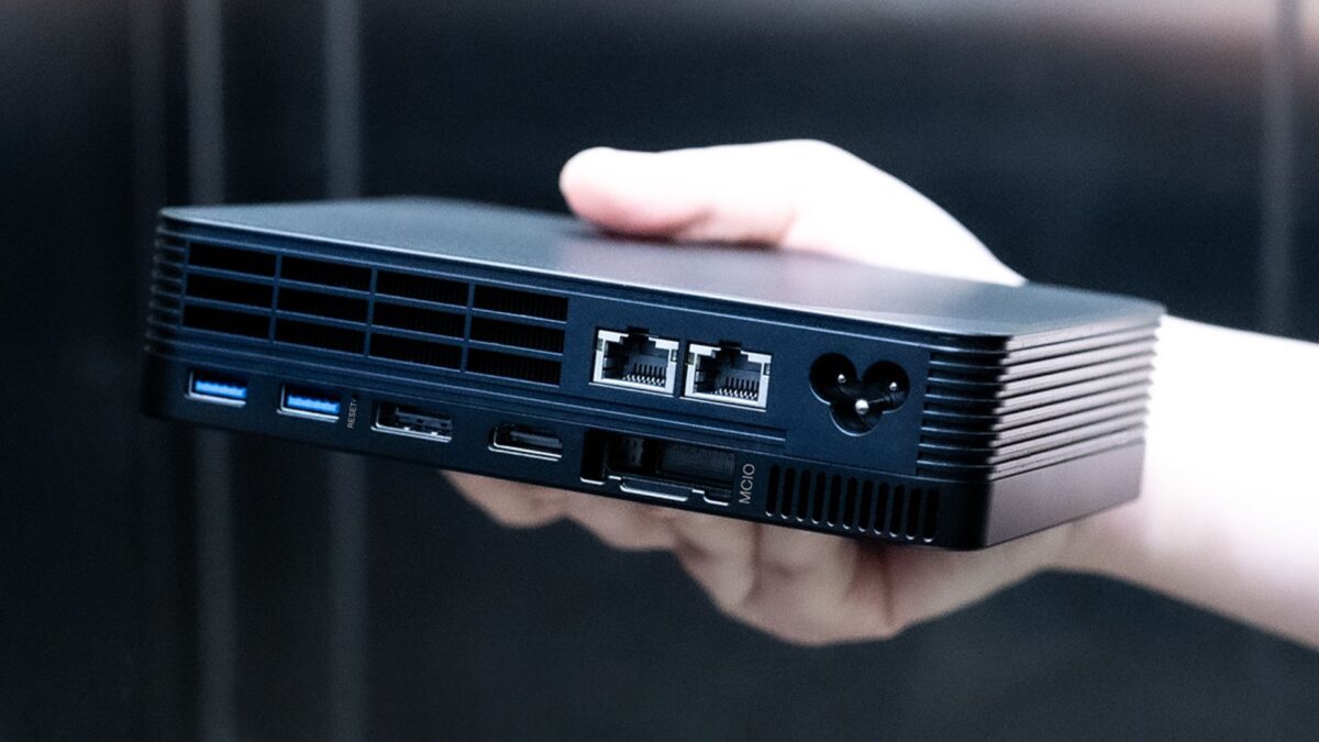 GPD BOX Back View - GPD | PC Gaming Handhelds & Mini Laptops GPD BOX Back View