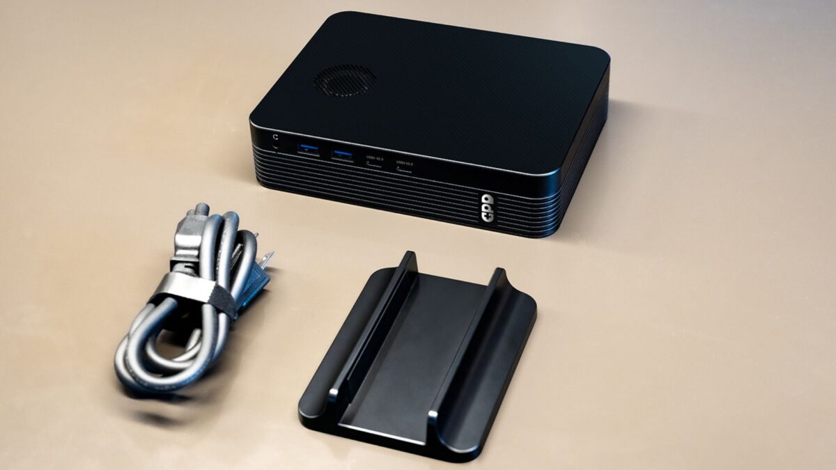 GPD BOX with stand and power cable - GPD | PC Gaming Handhelds & Mini Laptops GPD BOX with stand and power cable