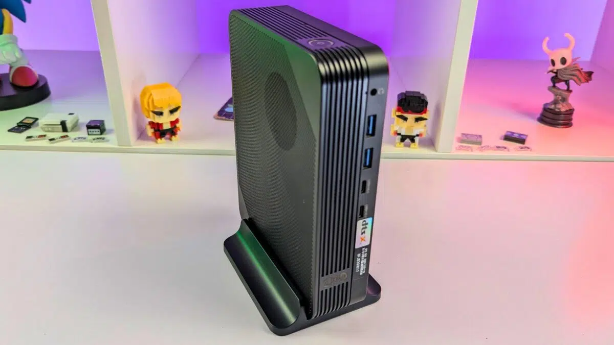 GPD BOX with stand Front View