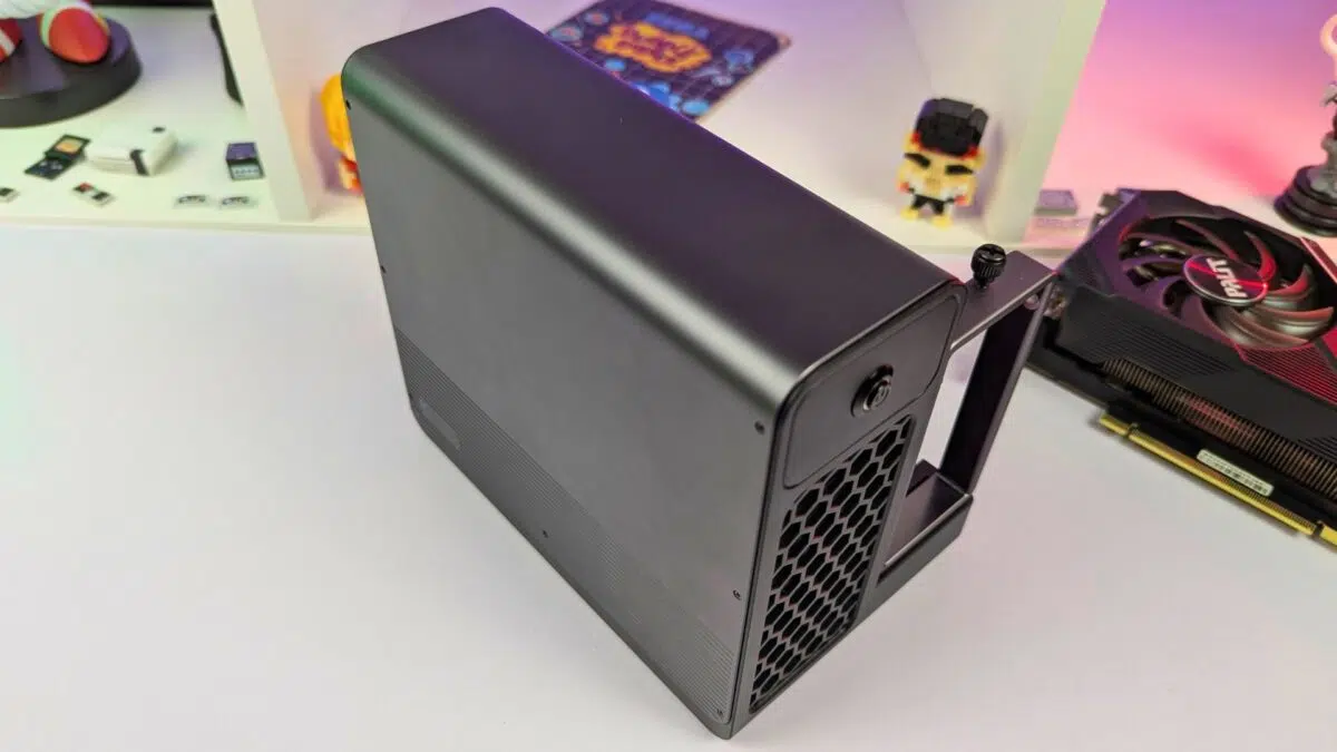 Vue arrière de la station d'accueil eGPU pour GPD G2