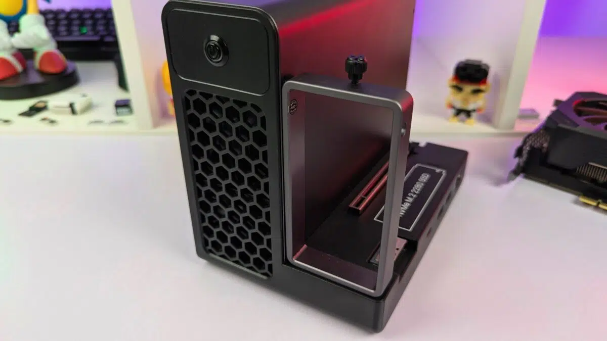Vue de profil de la station d'accueil eGPU GPD G2 avec le bouton d'alimentation
