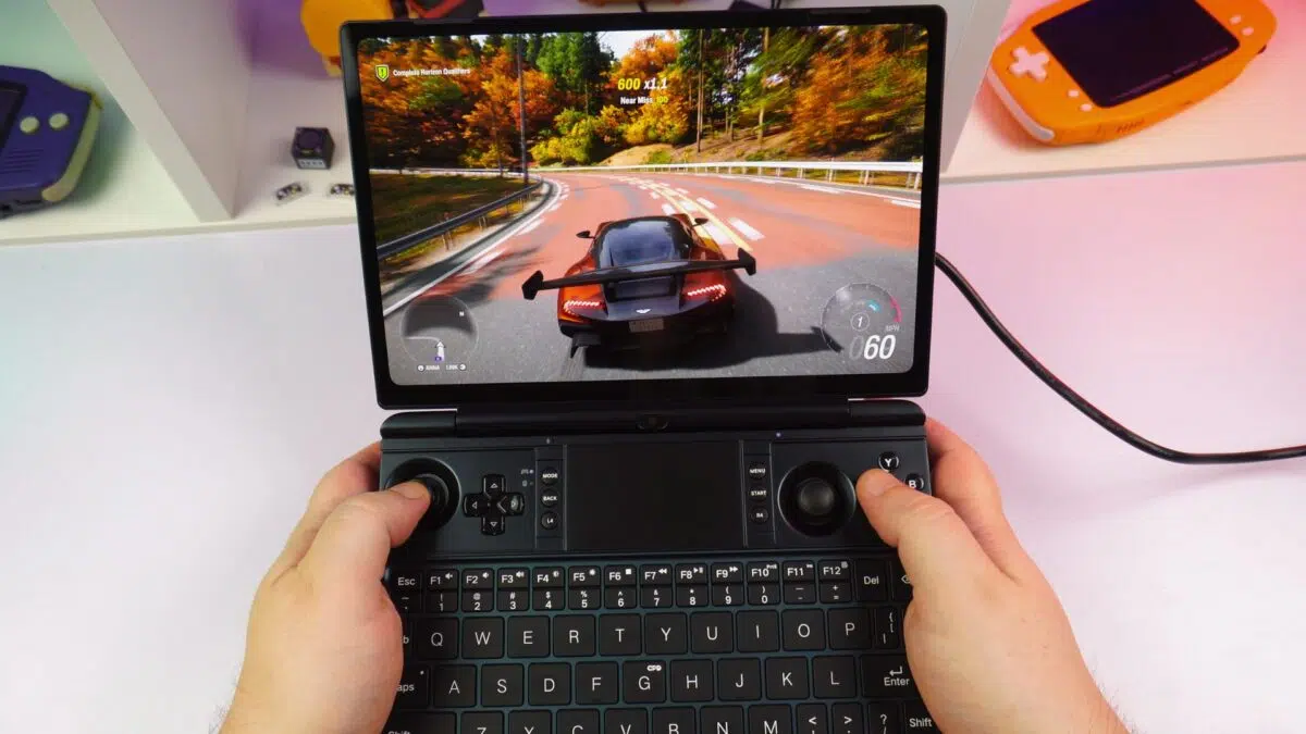 Forza Horizon 6 runs great on the GPD WIN MAX 3